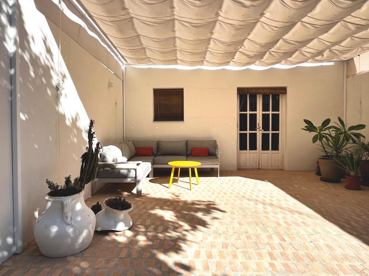 Design & Art, Patio With Orange Tree, Near Seville Carrion de Los Cespedes Exterior foto